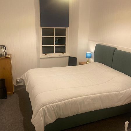 Queensberry Arms Hotel Kirkconnel Bagian luar foto